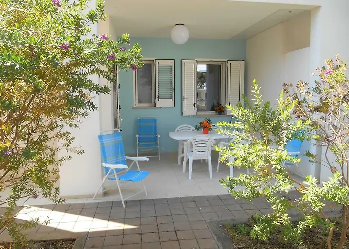 Brezza Di Mare A 50 Metri Dal Mare Di Baia Holiday home *